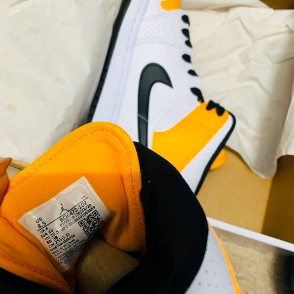 Air Jordan 1 Mid - Picture 9 of 9